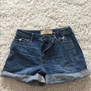 Boyfriend short/high rise/denim
